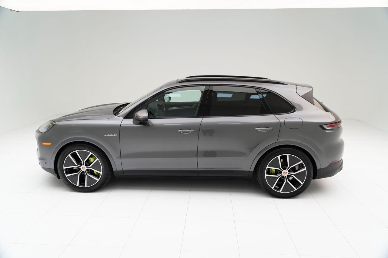 2026 Porsche Cayenne E-Hybrid Pompano Beach FL