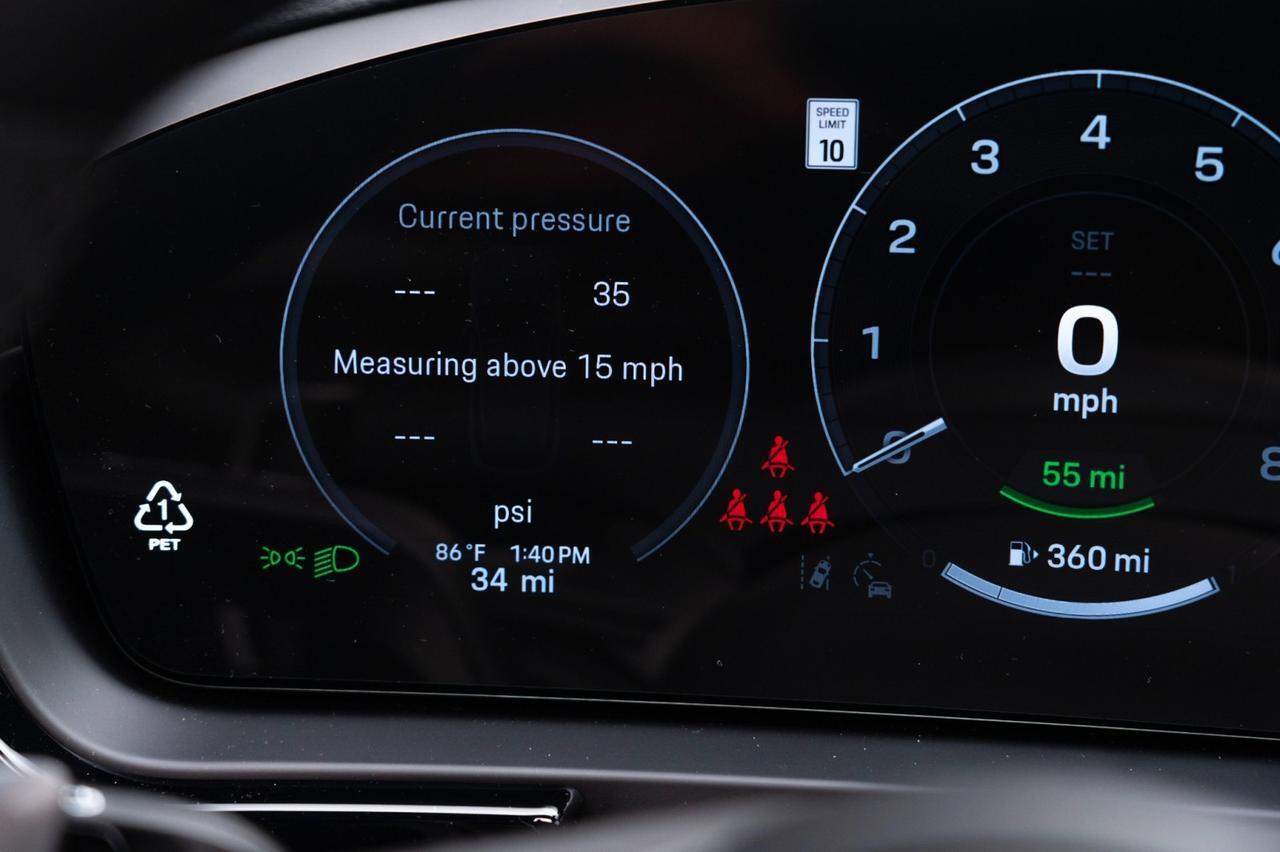 2026 Porsche Cayenne E-Hybrid Pompano Beach FL