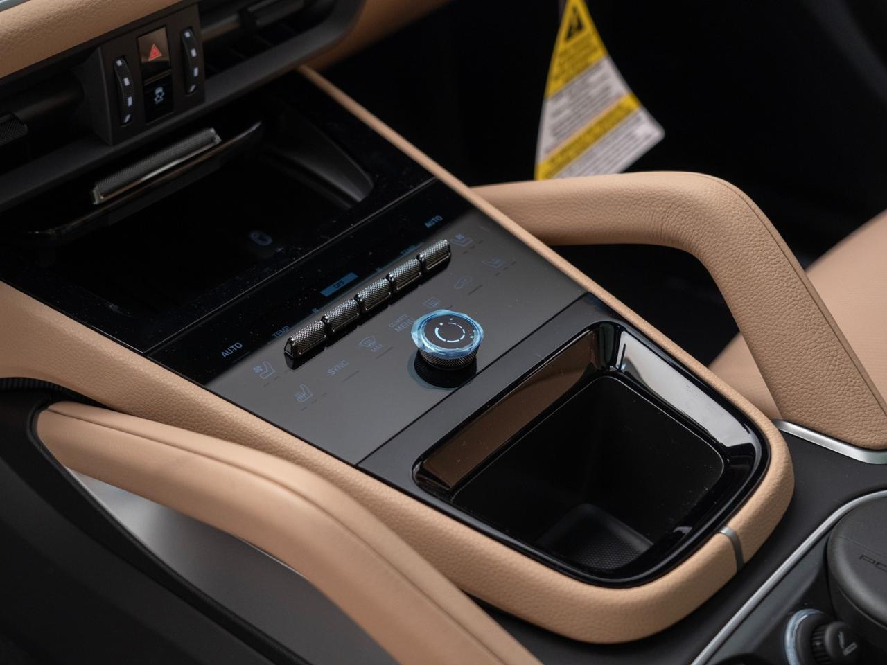 2026 Porsche Cayenne E-Hybrid Pompano Beach FL