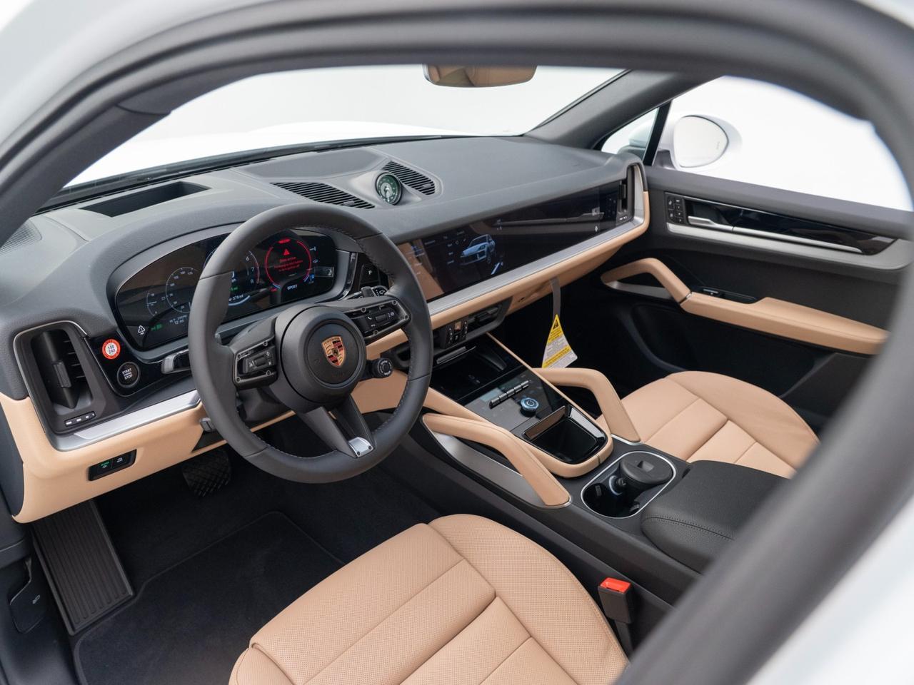 2026 Porsche Cayenne E-Hybrid Pompano Beach FL