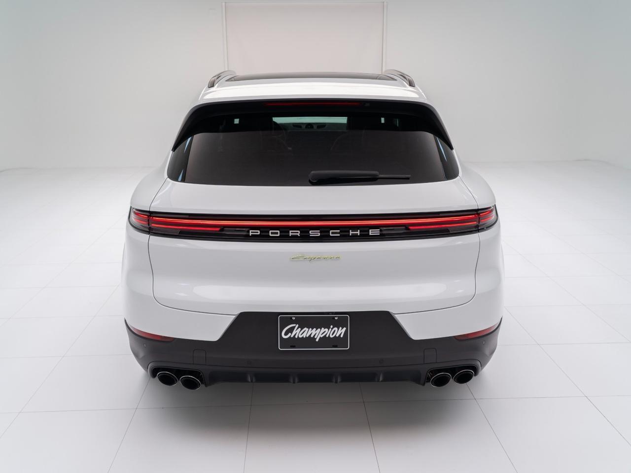 2026 Porsche Cayenne E-Hybrid Pompano Beach FL