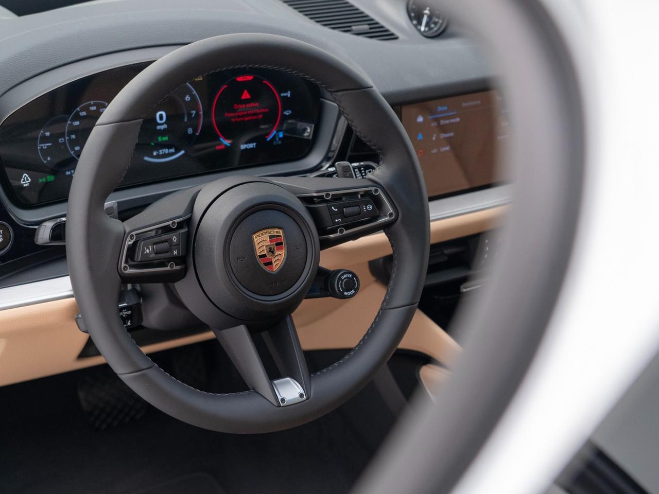 2026 Porsche Cayenne E-Hybrid Pompano Beach FL