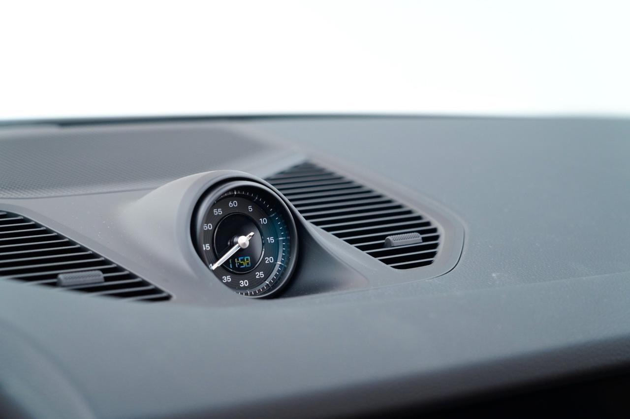 2026 Porsche Cayenne E-Hybrid Pompano Beach FL