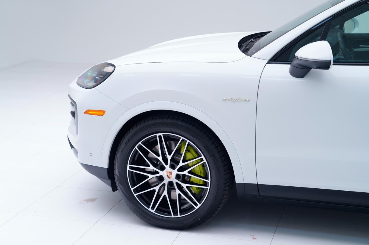 2026 Porsche Cayenne E-Hybrid Pompano Beach FL