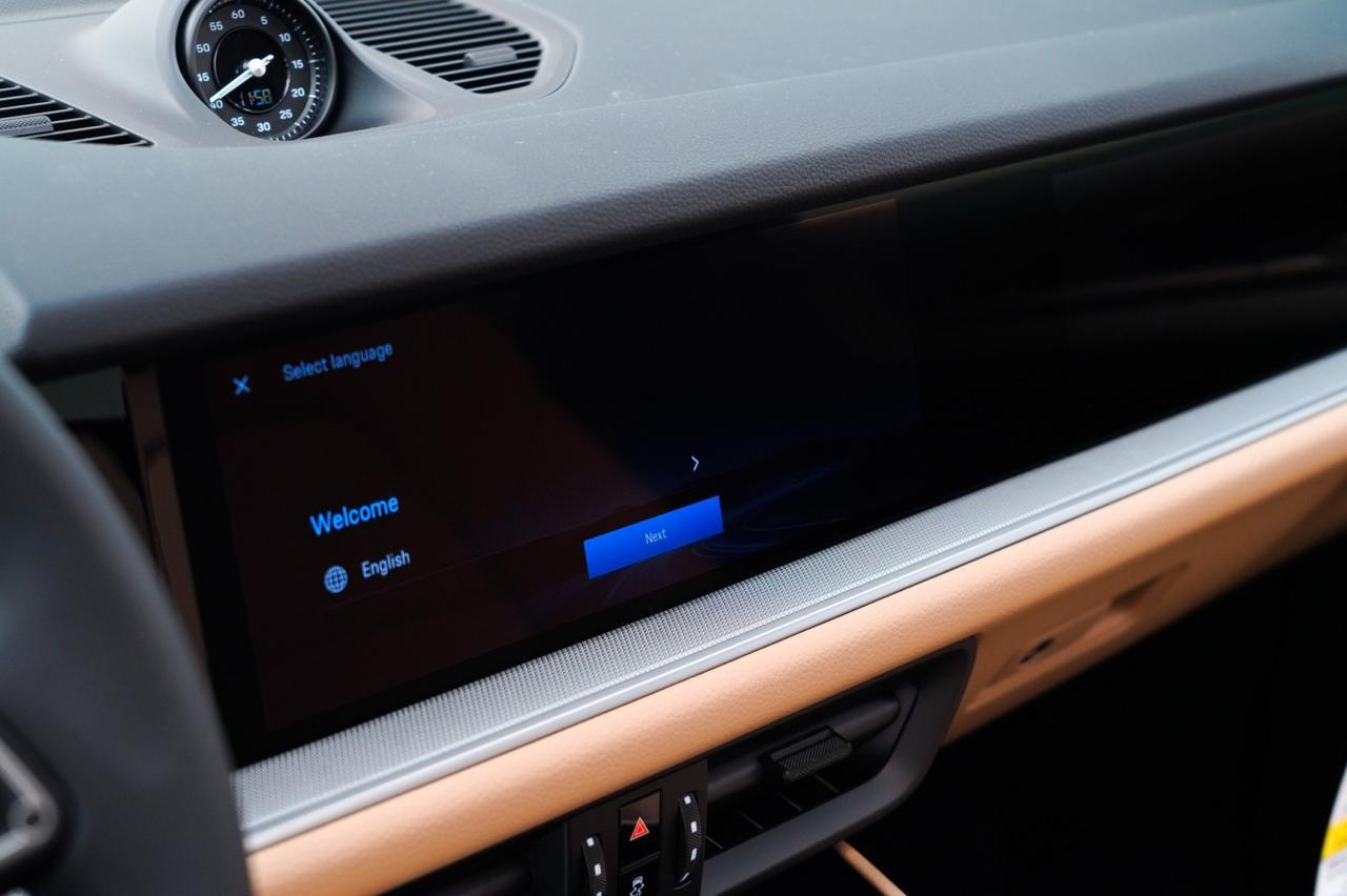 2026 Porsche Cayenne E-Hybrid Pompano Beach FL