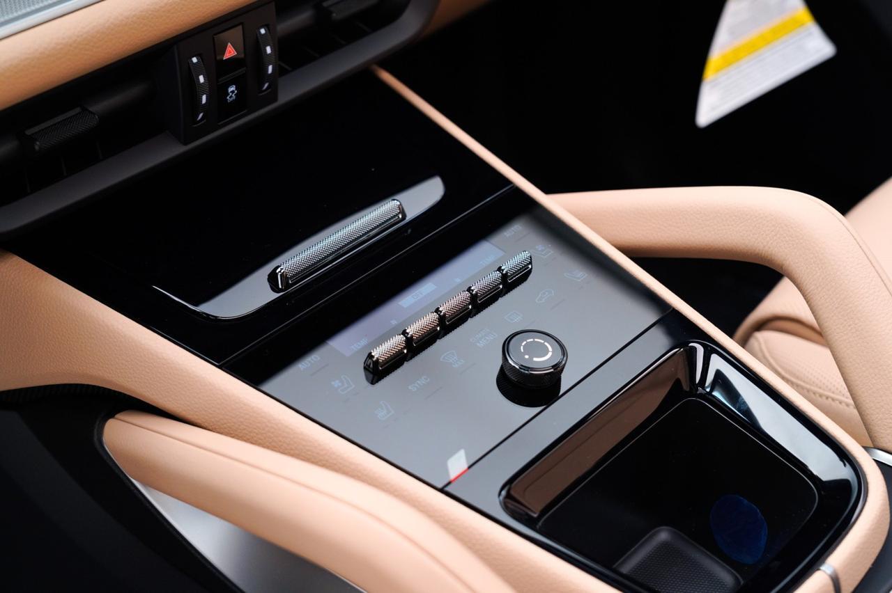 2026 Porsche Cayenne E-Hybrid Pompano Beach FL