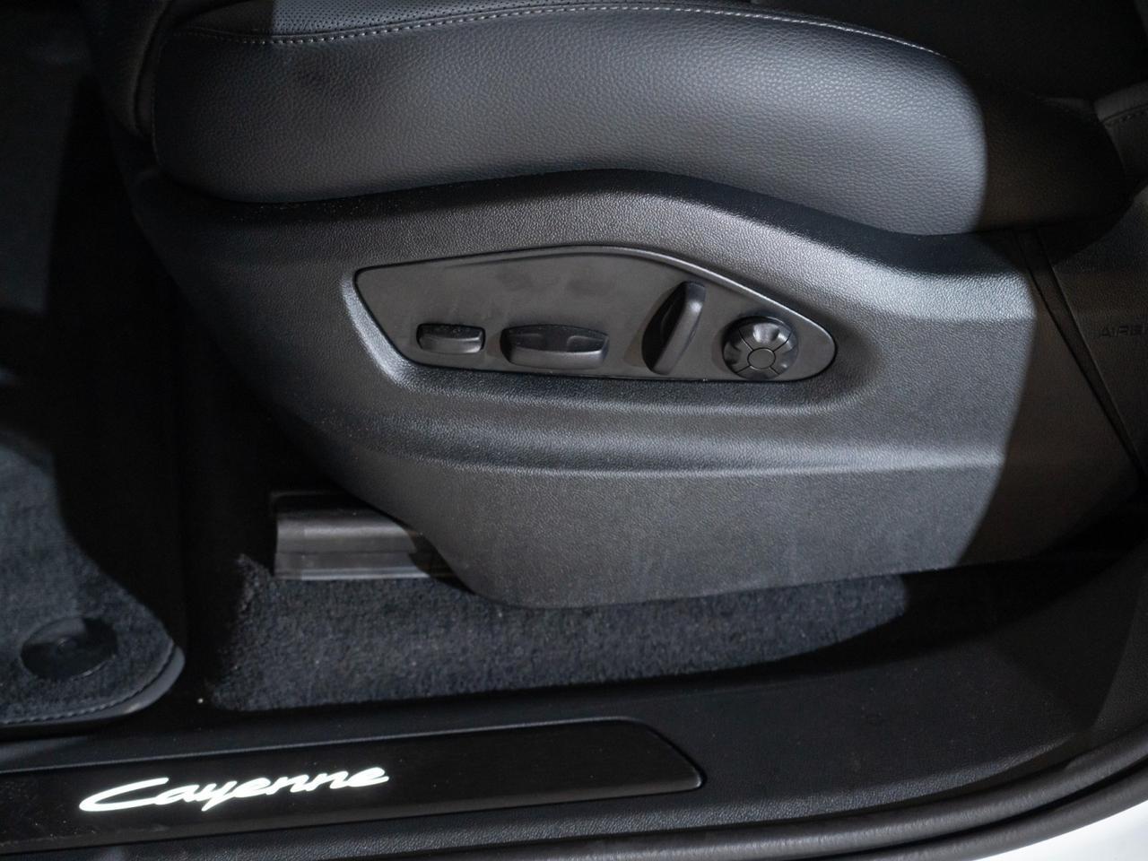 2026 Porsche Cayenne E-Hybrid Pompano Beach FL