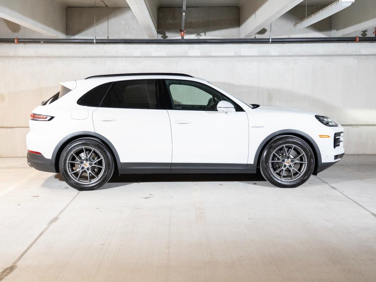 2026 Porsche Cayenne E-Hybrid Pompano Beach FL
