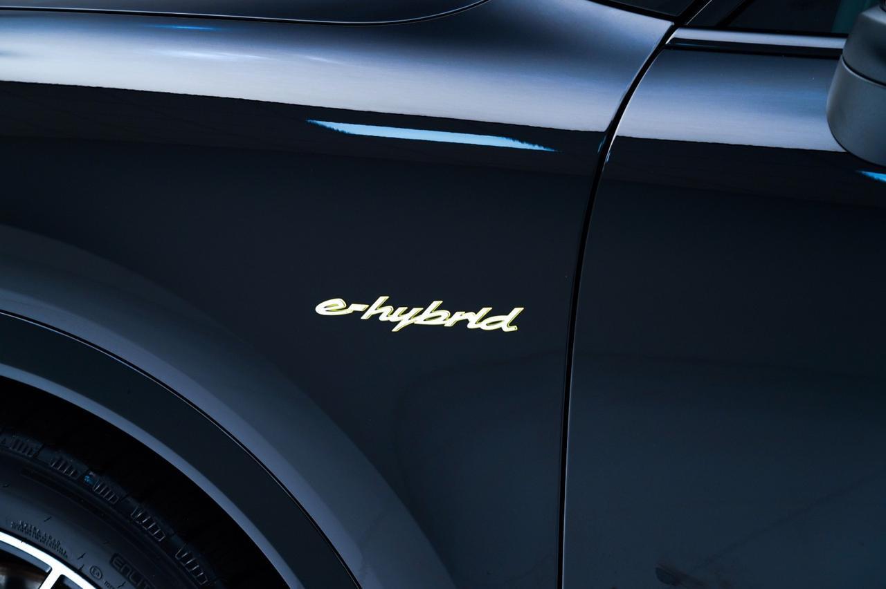 2026 Porsche Cayenne E-Hybrid Pompano Beach FL