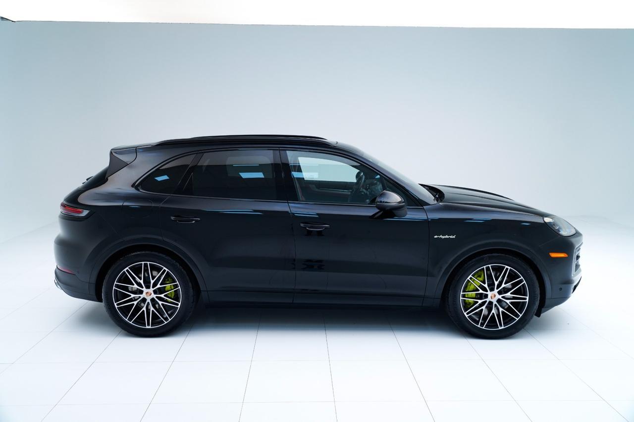 2026 Porsche Cayenne E-Hybrid Pompano Beach FL