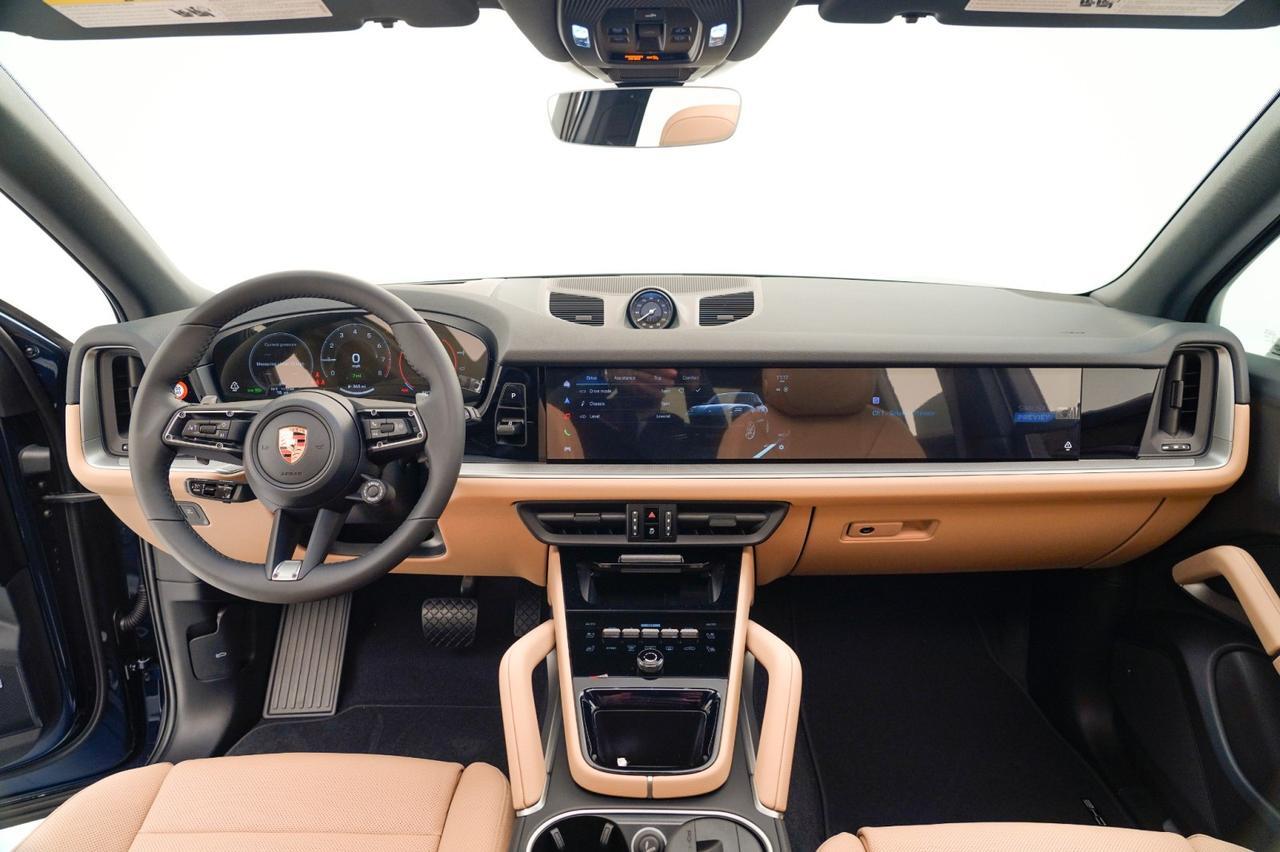 2026 Porsche Cayenne E-Hybrid Pompano Beach FL