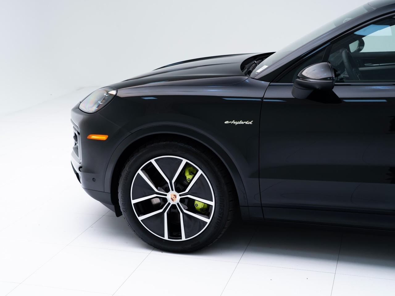 2026 Porsche Cayenne E-Hybrid Pompano Beach FL