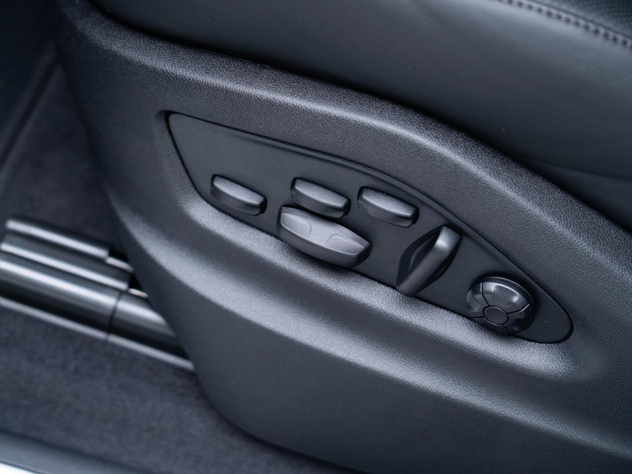 2026 Porsche Cayenne E-Hybrid Pompano Beach FL