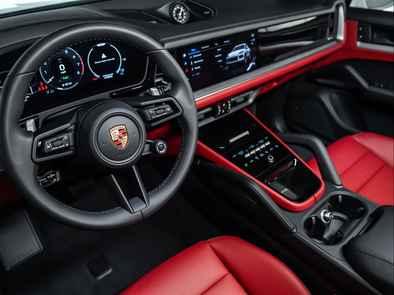 2026 Porsche Cayenne E-Hybrid photo 3