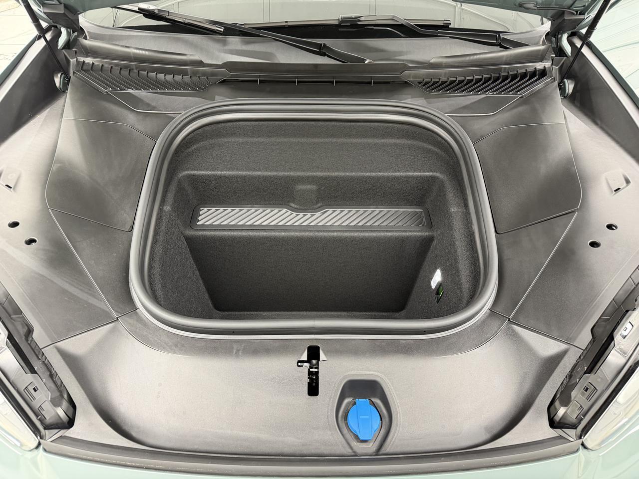 2026 Porsche Cayenne Electric Newark DE