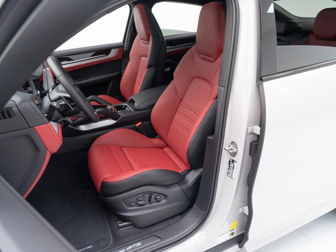 2026 Porsche Cayenne GTS Coupe Pompano Beach FL