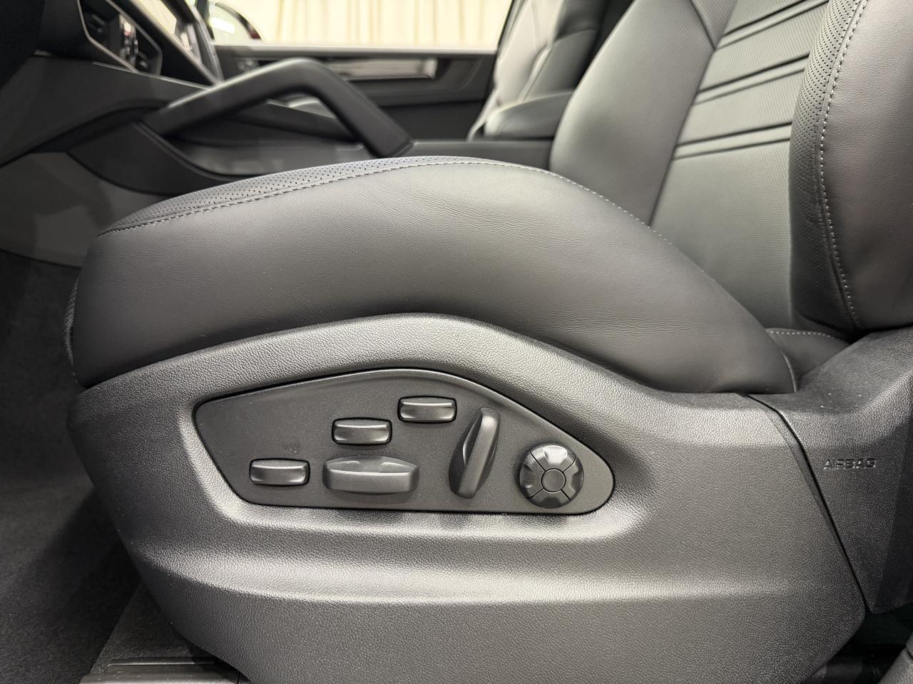 2026 Porsche Cayenne GTS Newark DE
