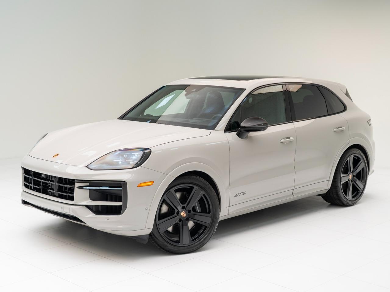 2026 Porsche Cayenne GTS