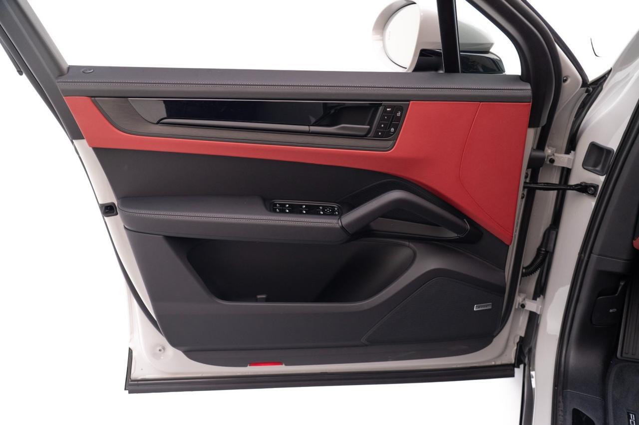 2026 Porsche Cayenne GTS Pompano Beach FL