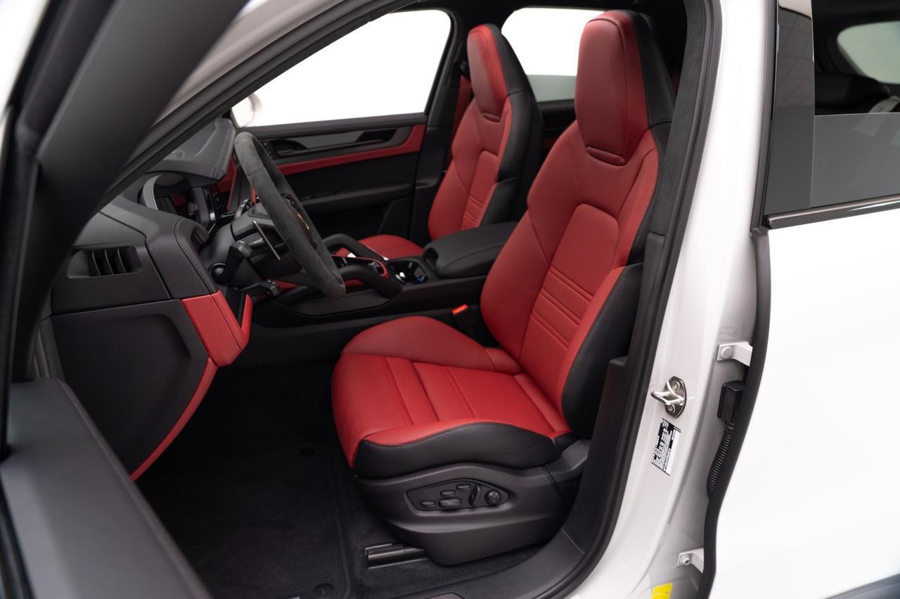 2026 Porsche Cayenne GTS Pompano Beach FL