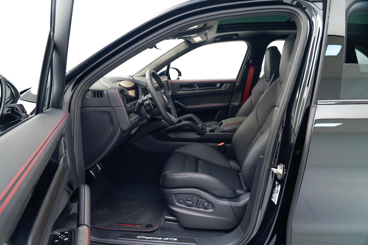 2026 Porsche Cayenne GTS Pompano Beach FL