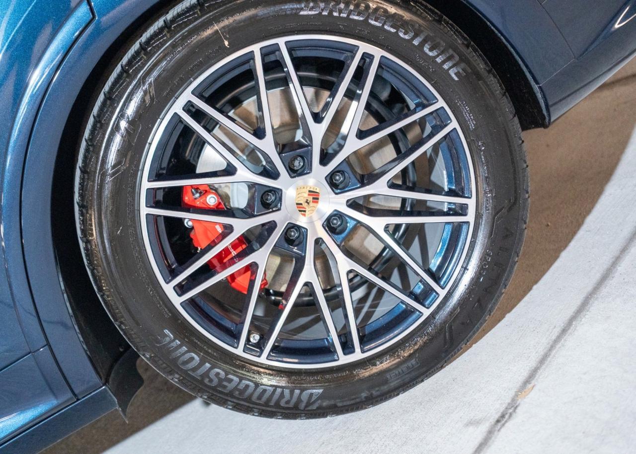 2026 Porsche Cayenne GTS Pompano Beach FL
