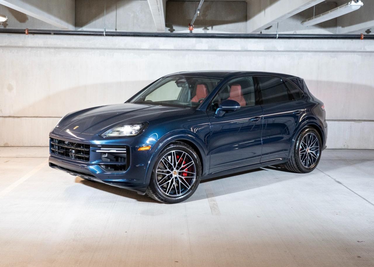 2026 Porsche Cayenne GTS