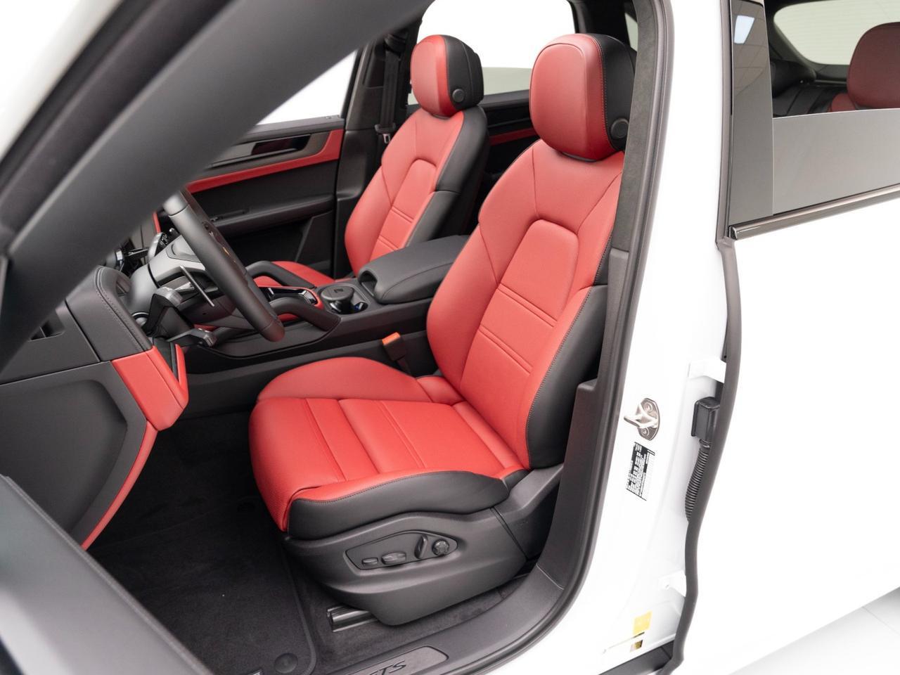 2026 Porsche Cayenne GTS Pompano Beach FL