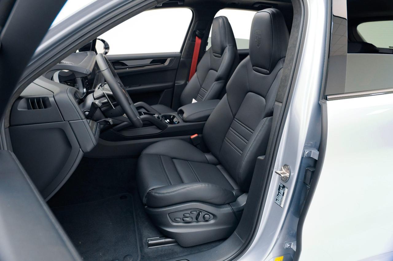 2026 Porsche Cayenne GTS Pompano Beach FL
