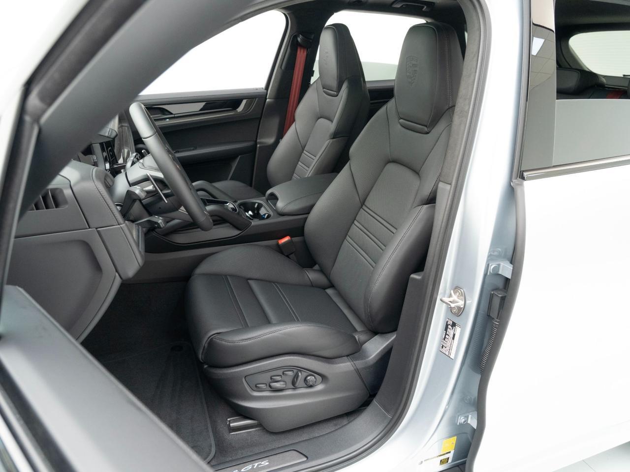 2026 Porsche Cayenne GTS Pompano Beach FL