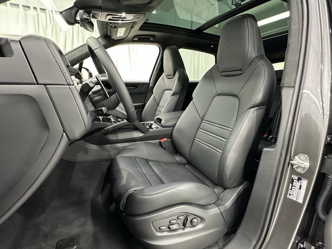 2026 Porsche Cayenne Gts Newark DE