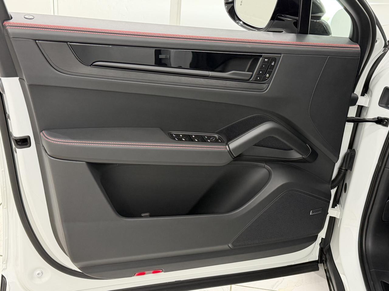 2026 Porsche Cayenne Gts Newark DE