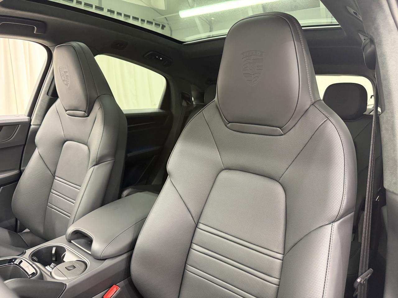 2026 Porsche Cayenne Gts Newark DE