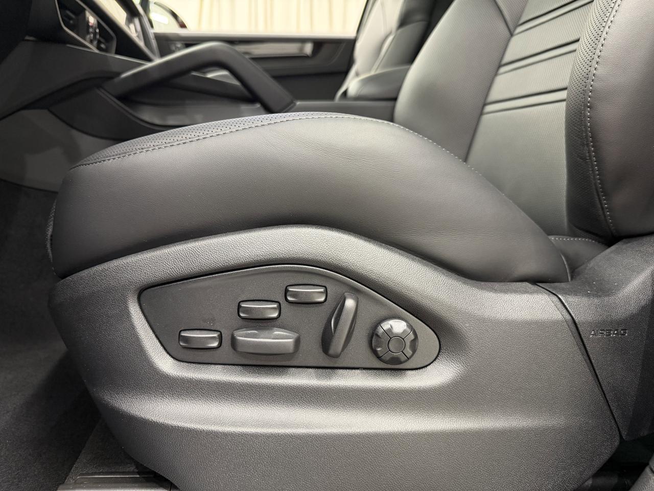 2026 Porsche Cayenne Gts Newark DE