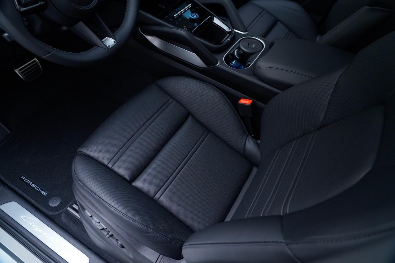 2026 Porsche Cayenne S Coupe Pompano Beach FL