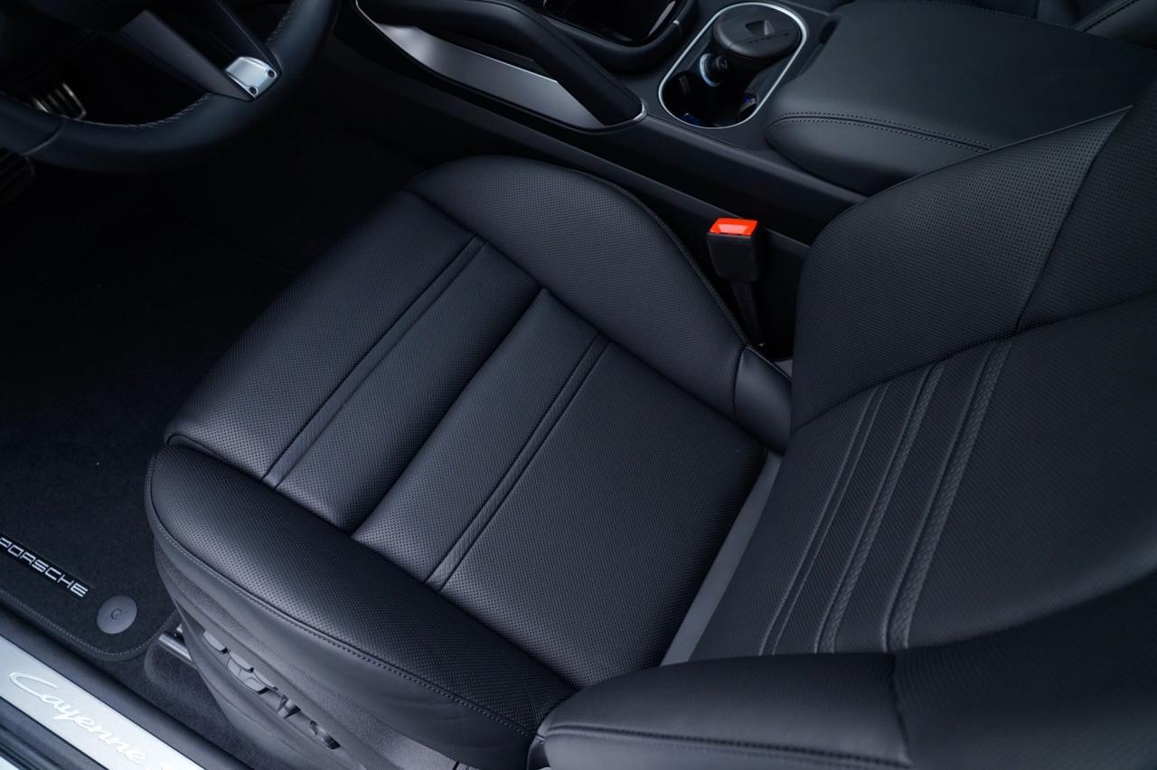 2026 Porsche Cayenne S Coupe Pompano Beach FL