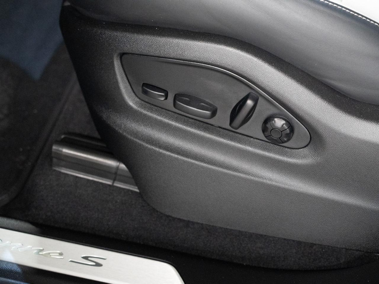 2026 Porsche Cayenne S Coupe Pompano Beach FL
