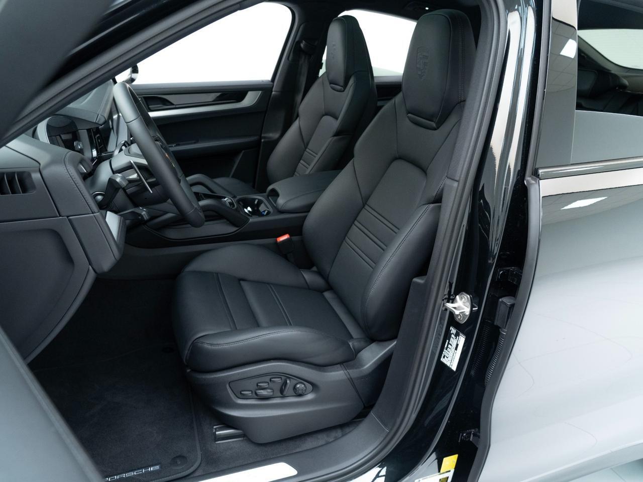 2026 Porsche Cayenne S Coupe Pompano Beach FL