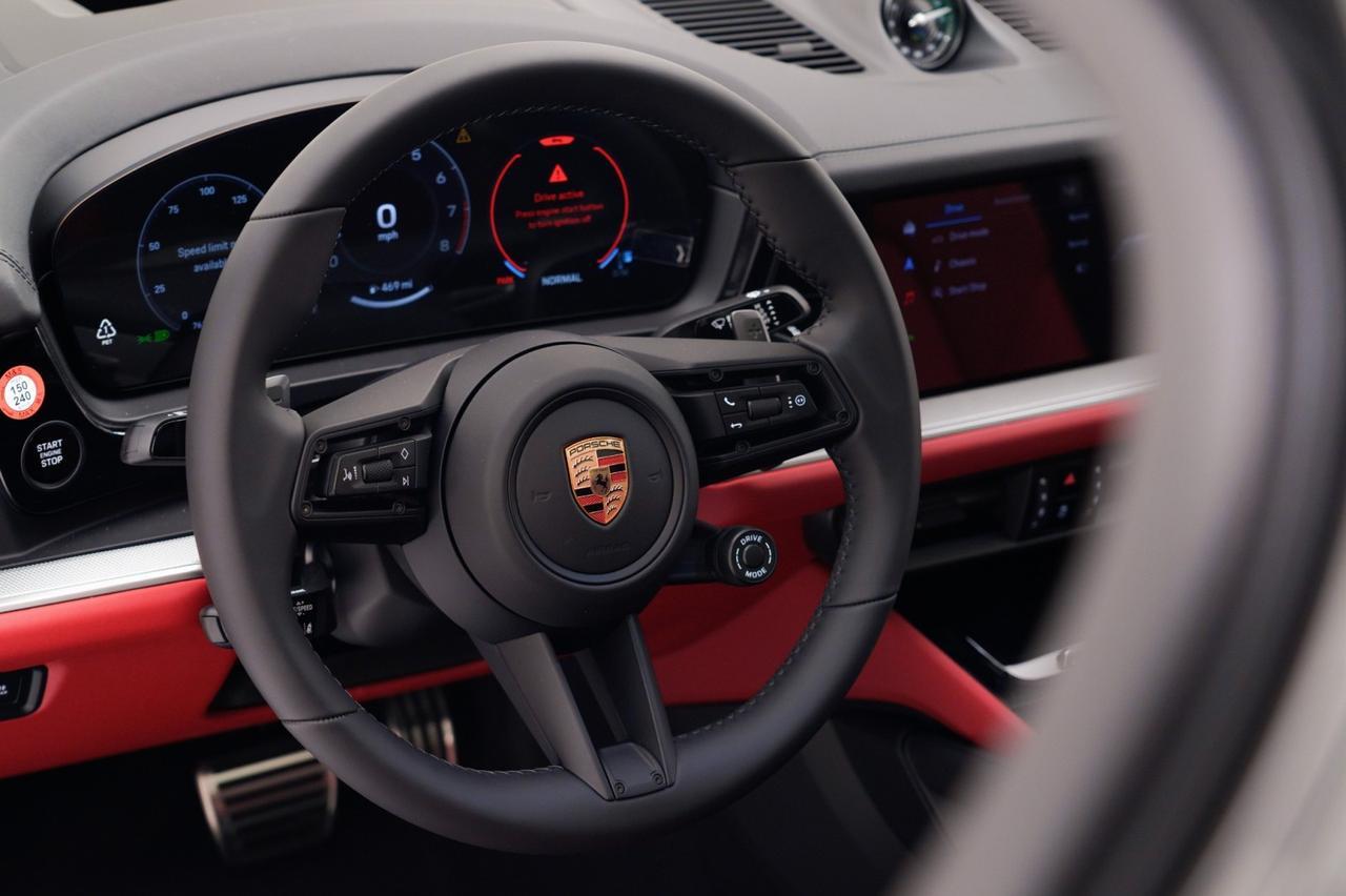 2026 Porsche Cayenne S Coupe Pompano Beach FL