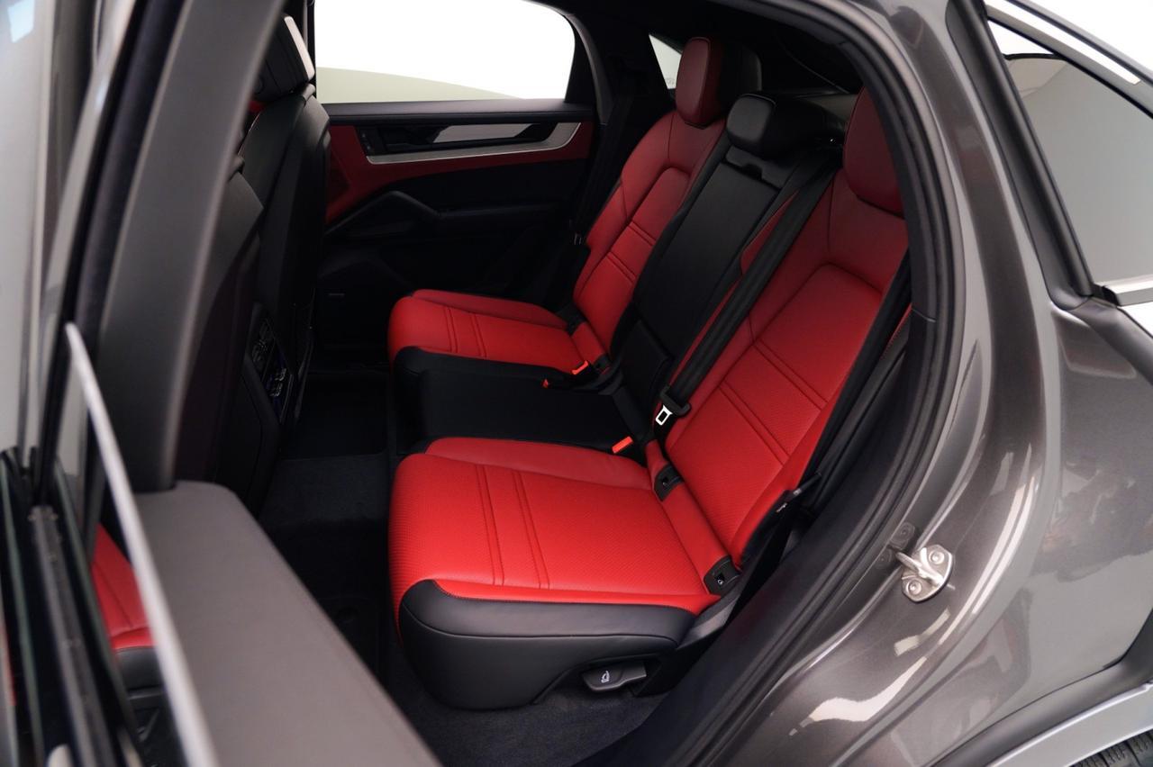 2026 Porsche Cayenne S Coupe Pompano Beach FL