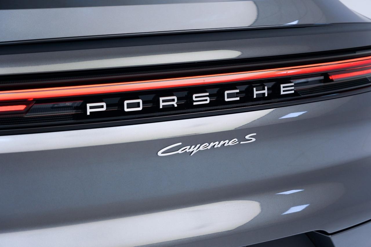 2026 Porsche Cayenne S Coupe Pompano Beach FL