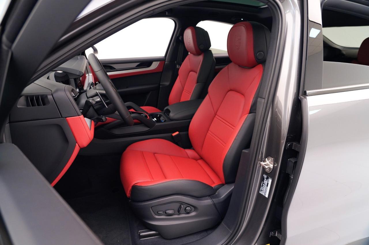 2026 Porsche Cayenne S Coupe Pompano Beach FL