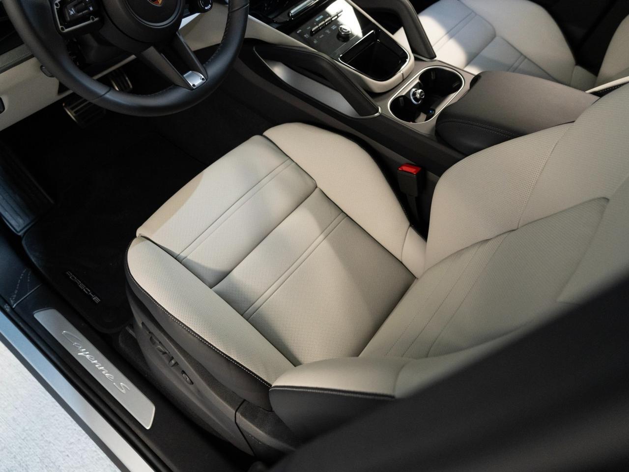 2026 Porsche Cayenne S Coupe Pompano Beach FL