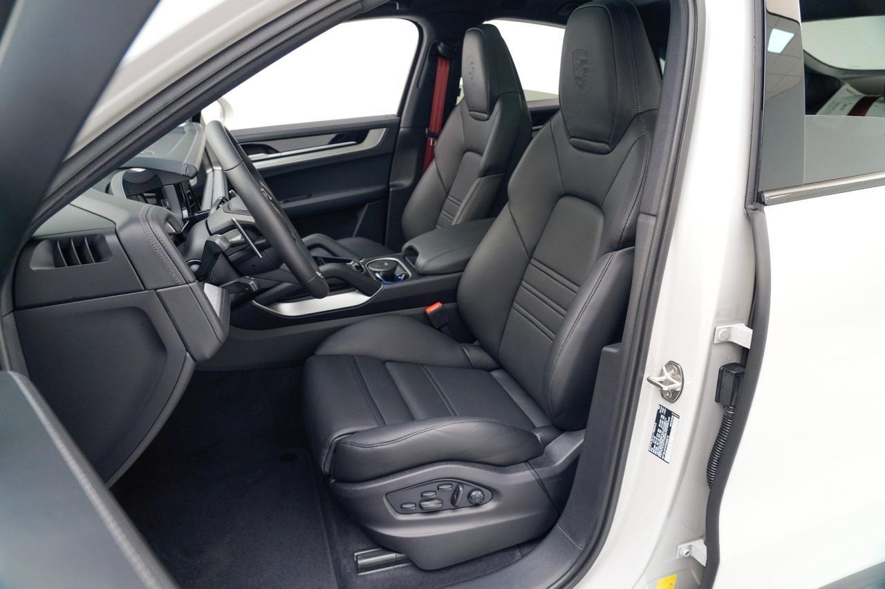 2026 Porsche Cayenne S Coupe Pompano Beach FL