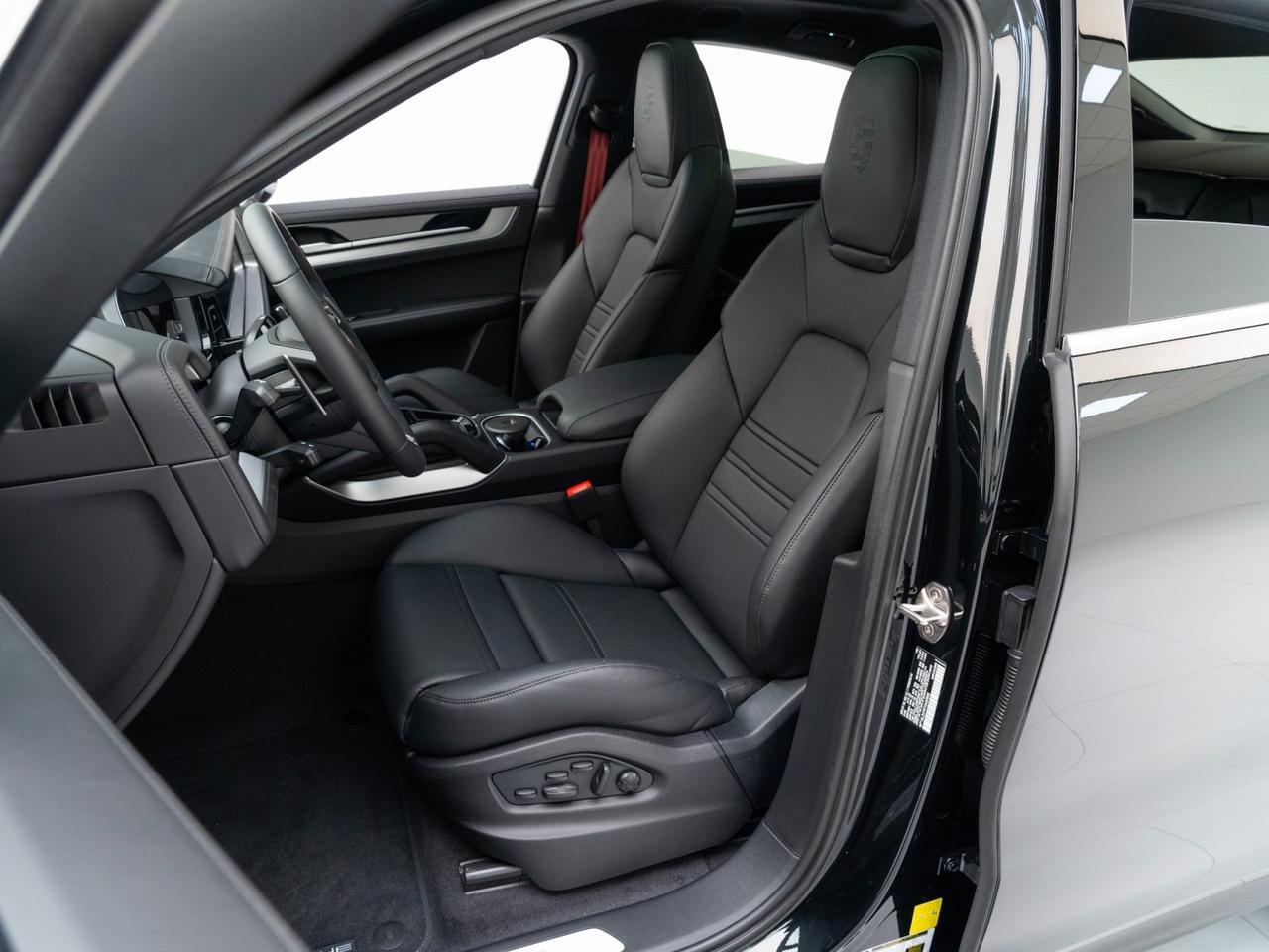 2026 Porsche Cayenne S Coupe Pompano Beach FL