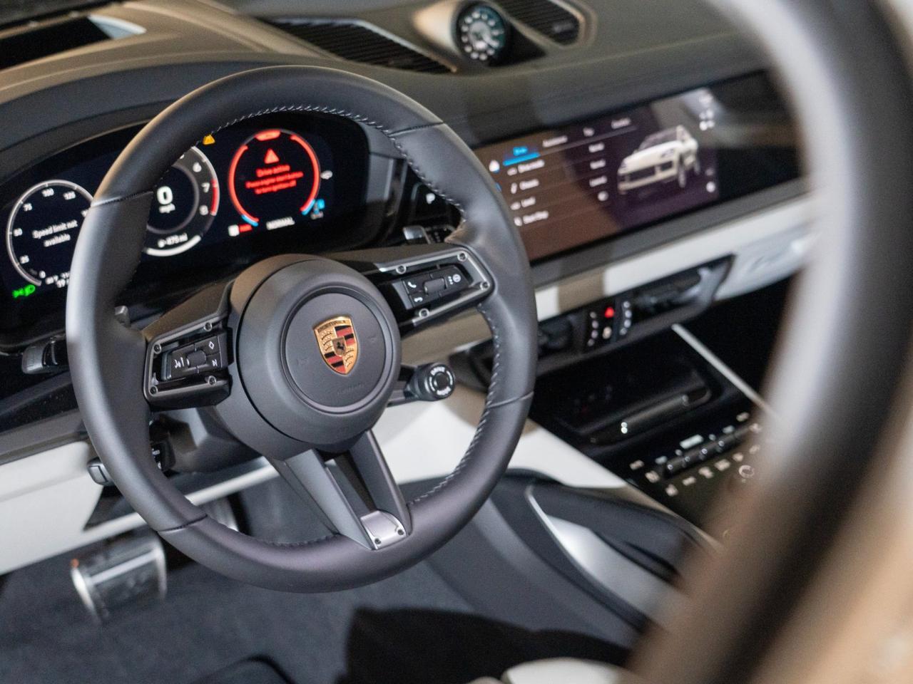 2026 Porsche Cayenne S Coupe Pompano Beach FL