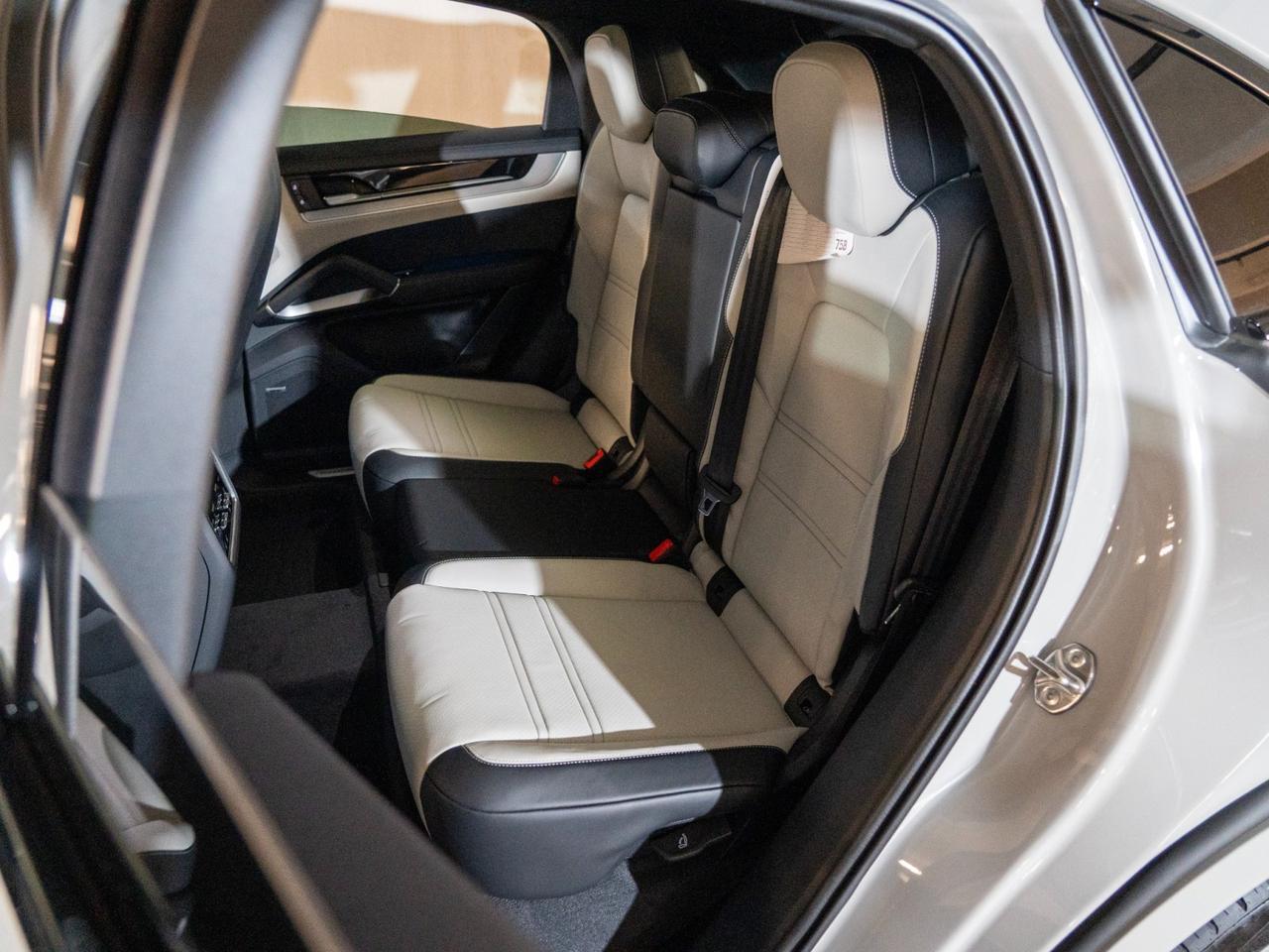 2026 Porsche Cayenne S Coupe Pompano Beach FL