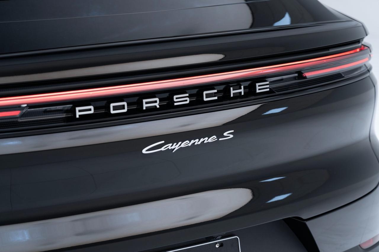 2026 Porsche Cayenne S Coupe Pompano Beach FL