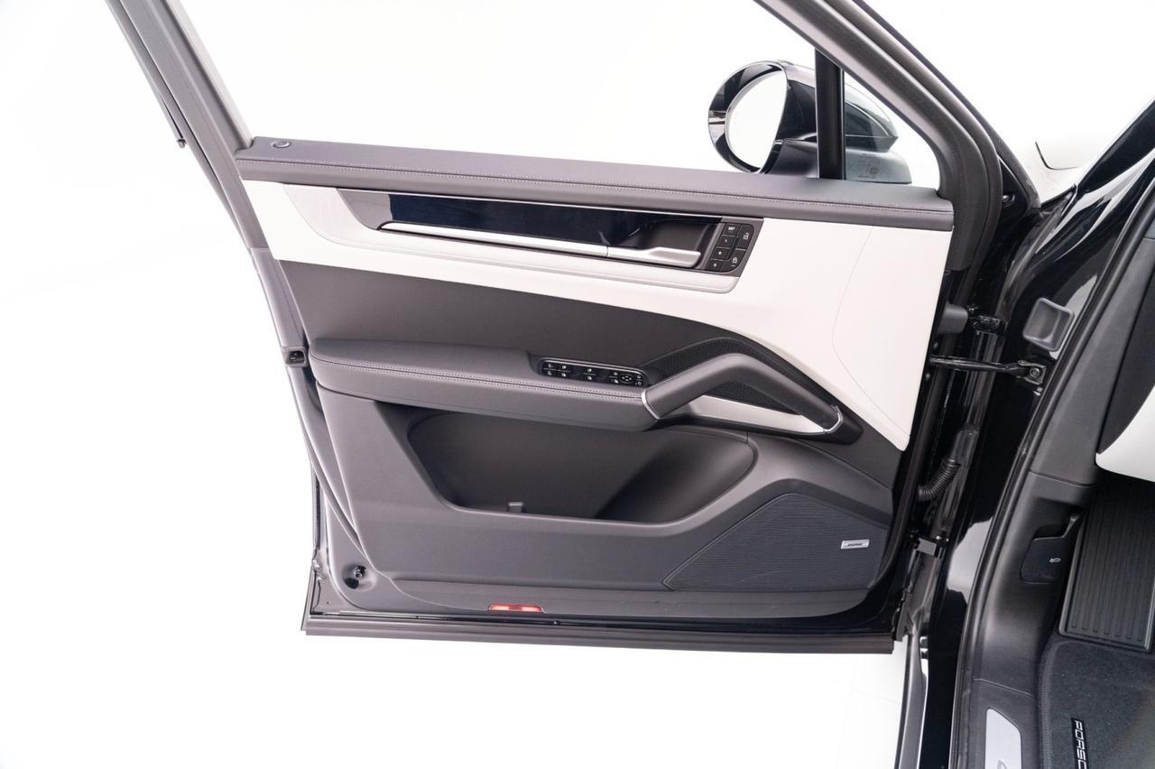 2026 Porsche Cayenne S Coupe Pompano Beach FL