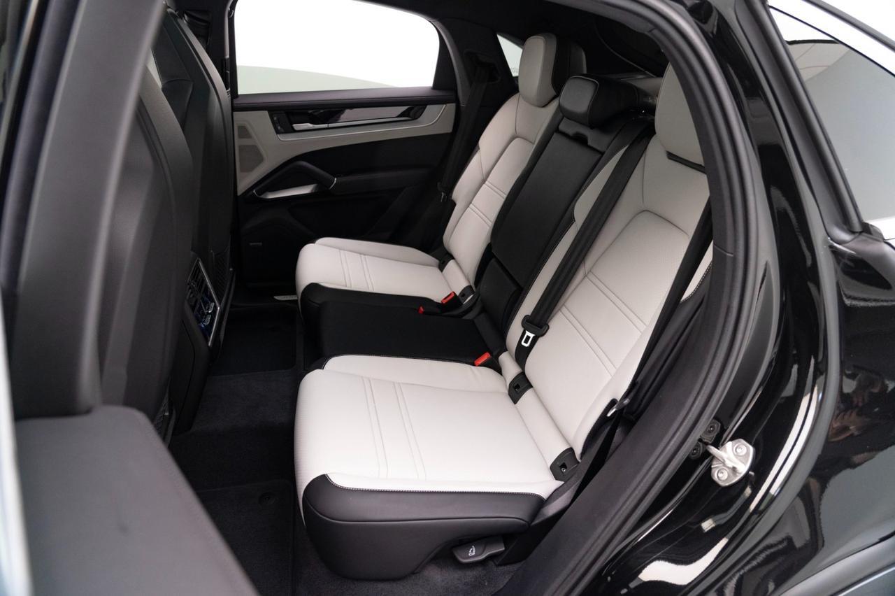 2026 Porsche Cayenne S Coupe Pompano Beach FL